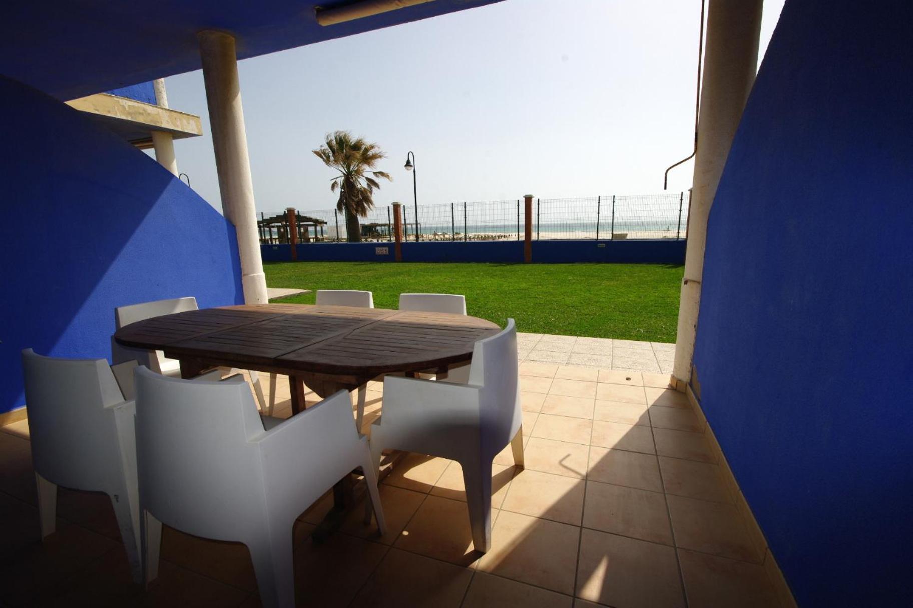 Livingtarifa- Apartamento Tucan Exterior photo